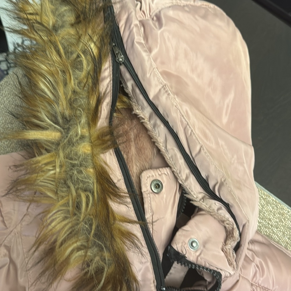Girl’s winter jacket - Picture 5 of 5